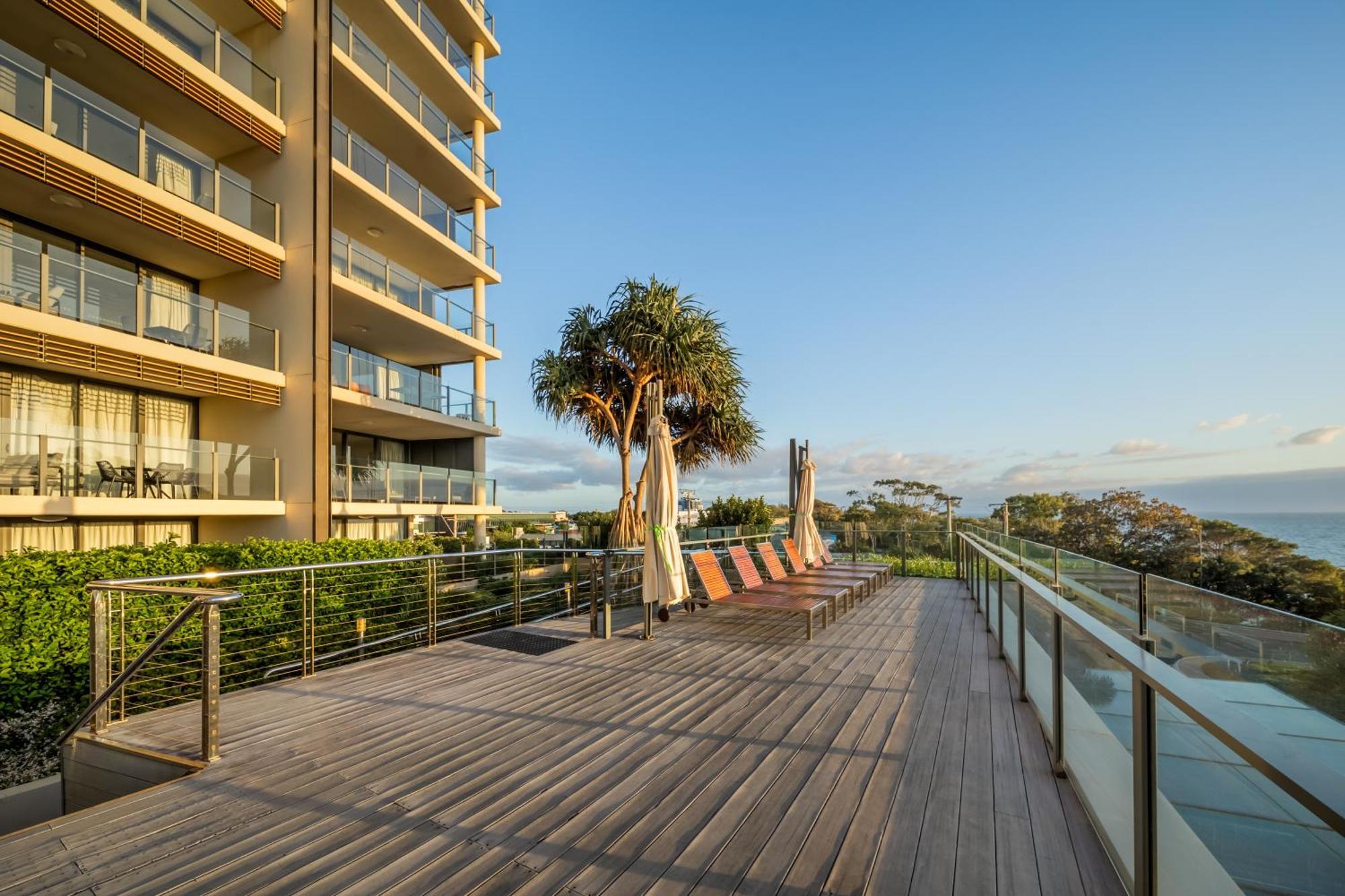 Oaks Redcliffe Mon Komo Suites Exterior foto